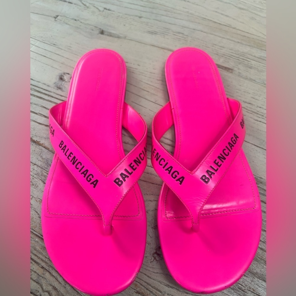 Balenciaga Neon Pink Women's Sandals thong size 39 - Picture 4 of 12